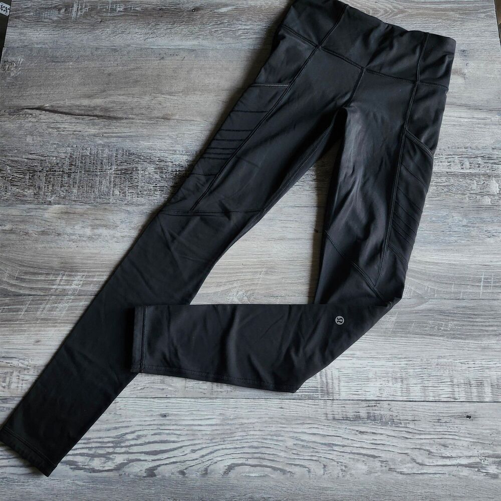 (4) Lululemon leggings